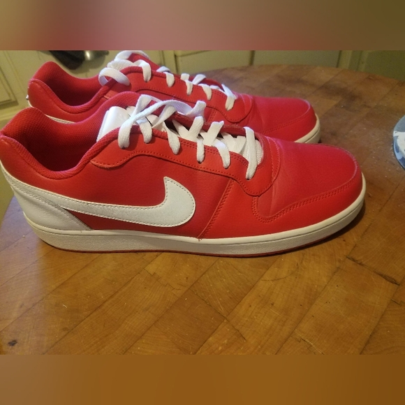Rare Nike Court Vision Low Mens Size 12 University Red White Gym Casual Shoes - Picture 4 of 7